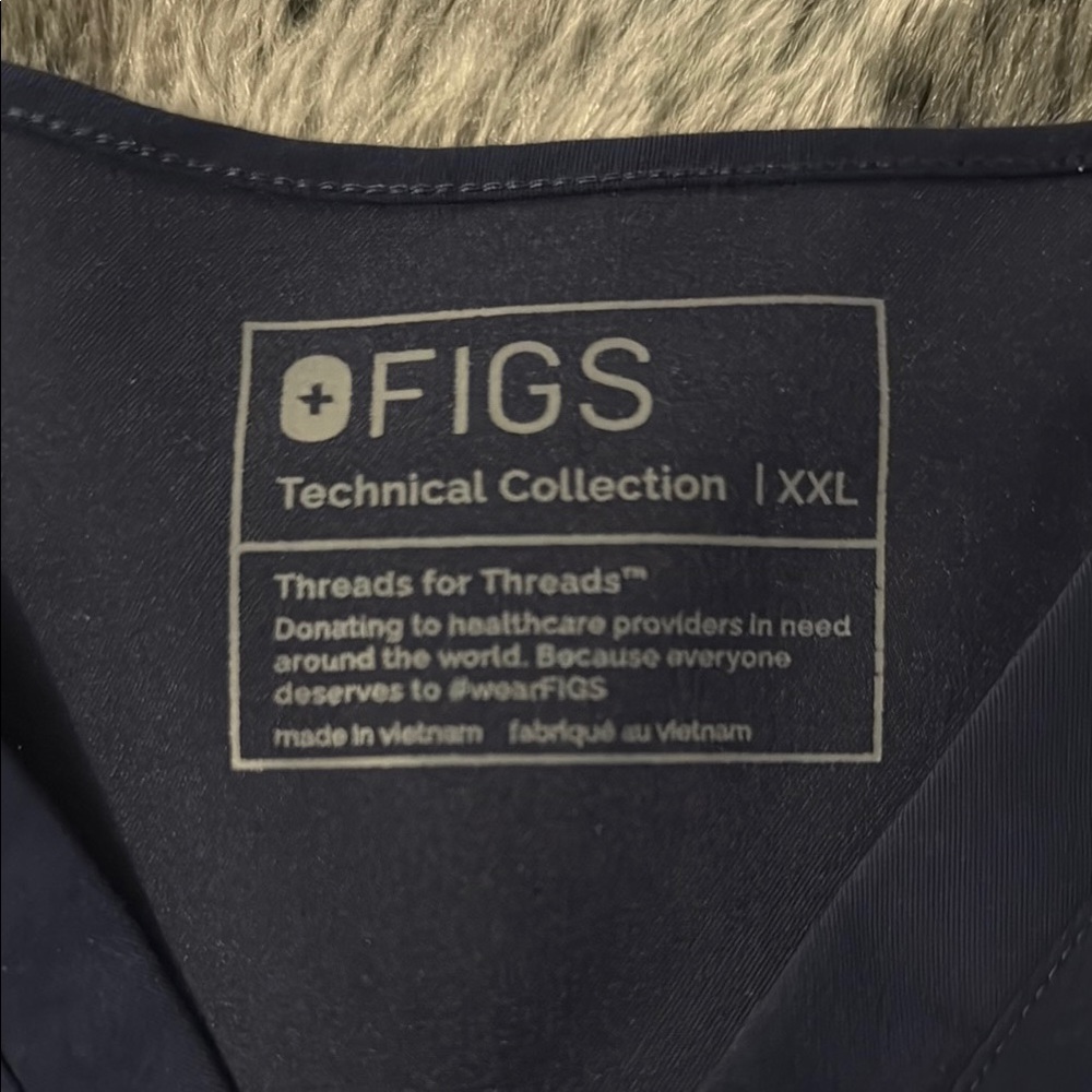 Figs Technical Collection XXL Scrub Top in Navy Blue